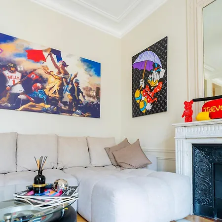 Luxe Tour Eiffel Apartment Paris