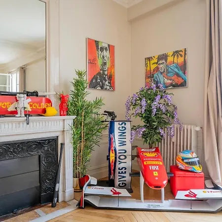 Luxe Tour Eiffel Apartment *