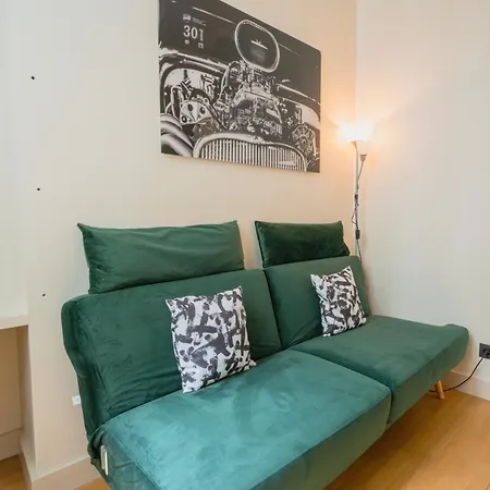 Luxe Tour Eiffel Apartment Paris